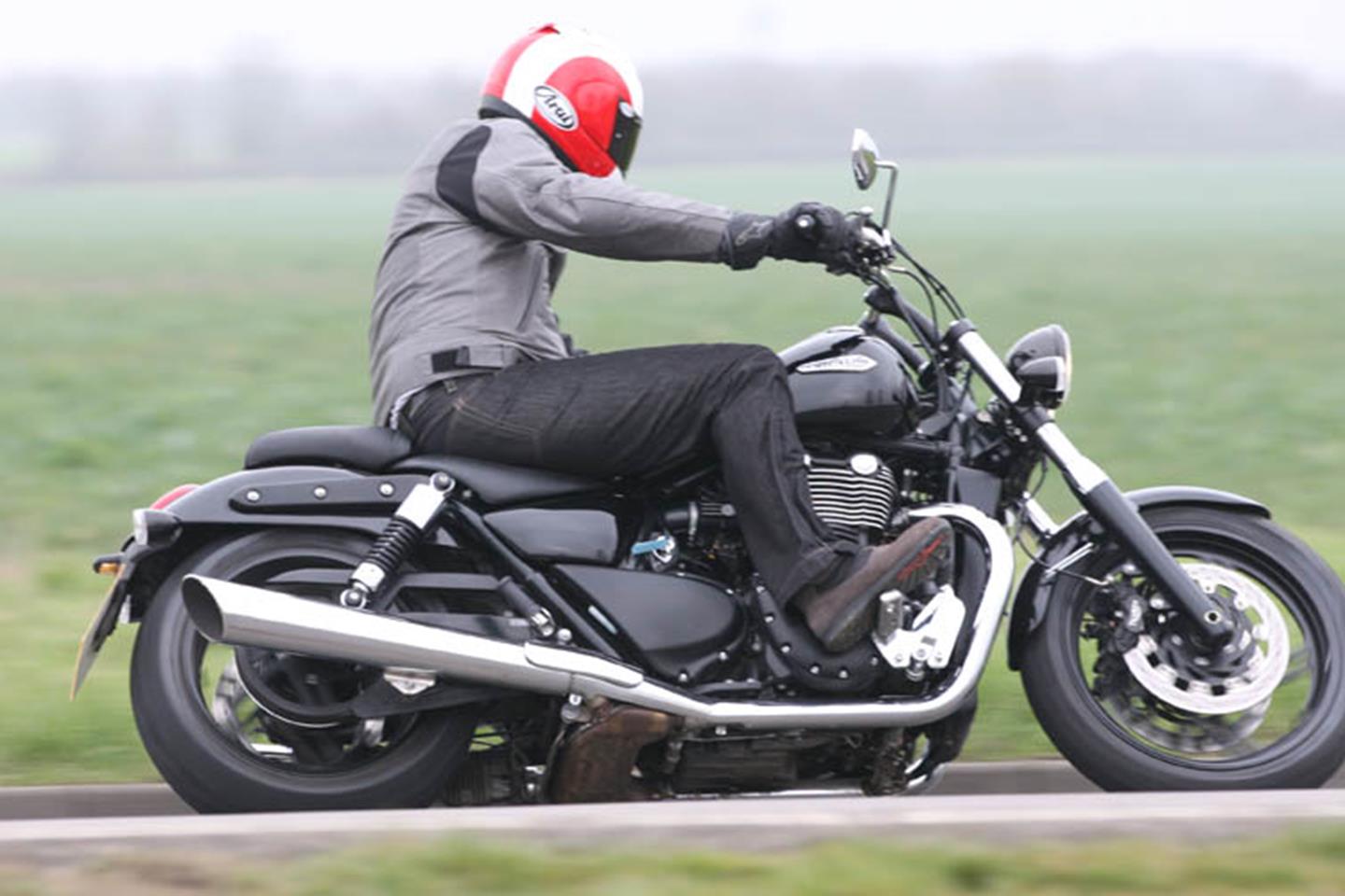 El motor Triumph Thunderbird Storm es potente y potente