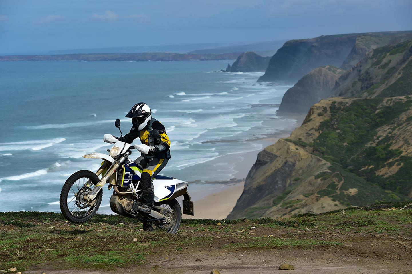 Husqvarna 701 Enduro es una bicicleta encantadora con un rendimiento excepcional Husqvarna 701 Enduro es una bicicleta encantadora con un rendimiento excepcional