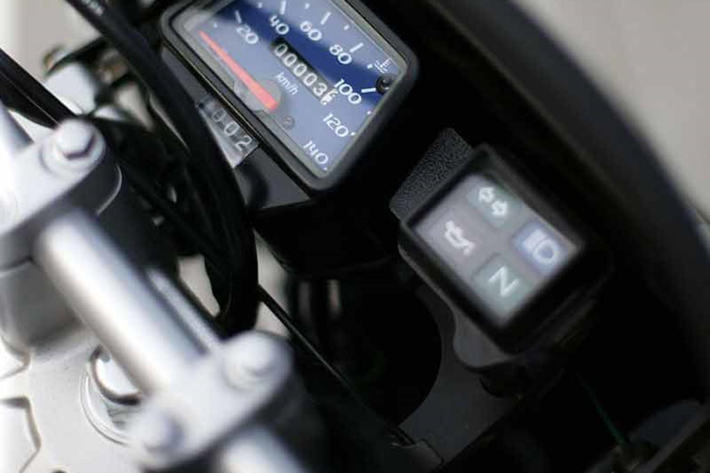 Reloj Yamaha DT 125 X Reloj Yamaha DT 125 X