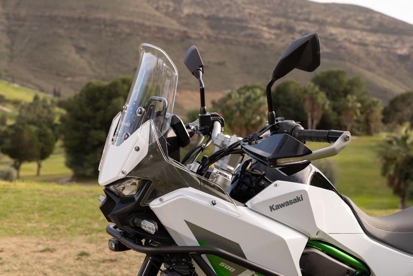 2026-on Kawasaki KLE500 detailed pic of the handlebars and screen