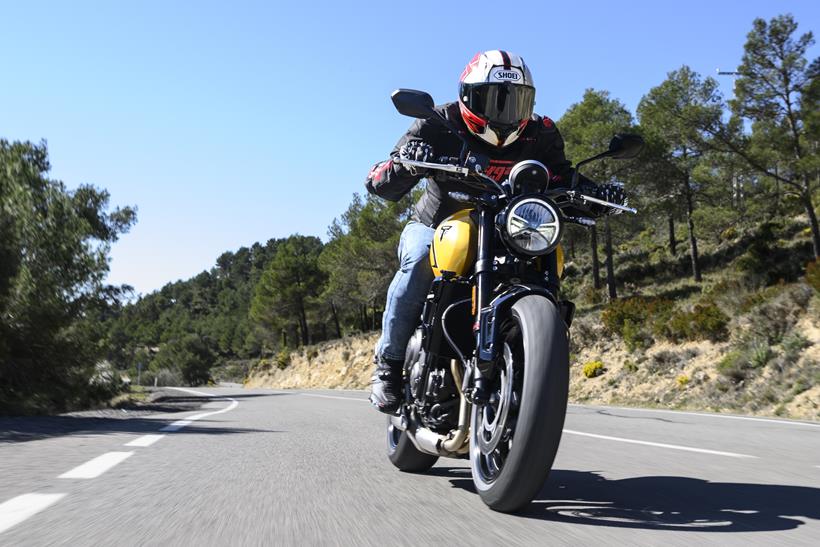 2026 Triumph Trident 660, rolling close up image of frontal area