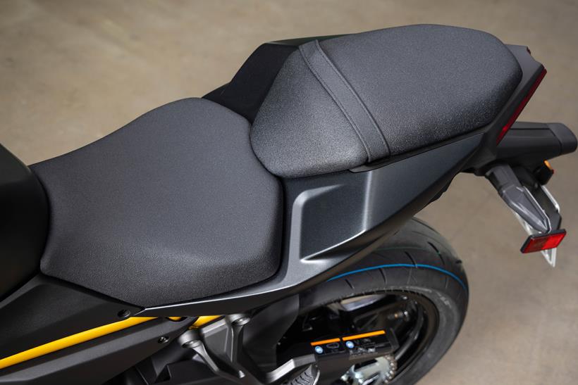 2026-on Kawasaki Z650S detailed pic of the seat