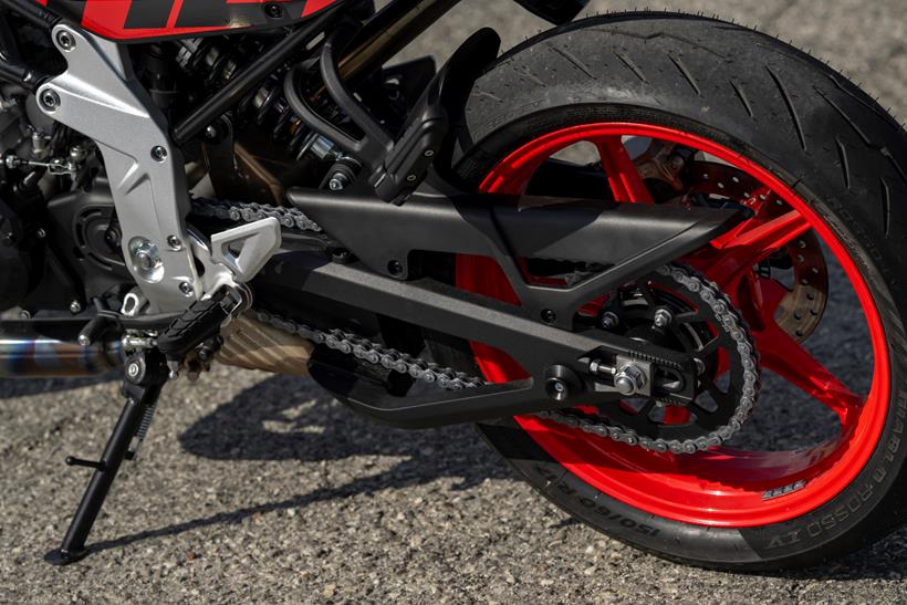 2026-on Fantic Stealth 500, rear wheel and swingarm