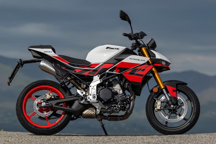 2026-on Fantic Stealth 500, static side on view