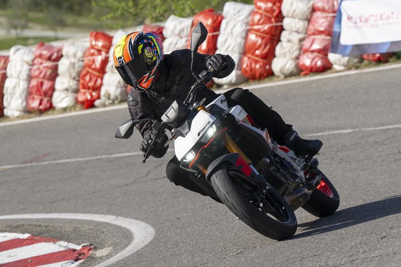 2026-on Fantic Stealth 500