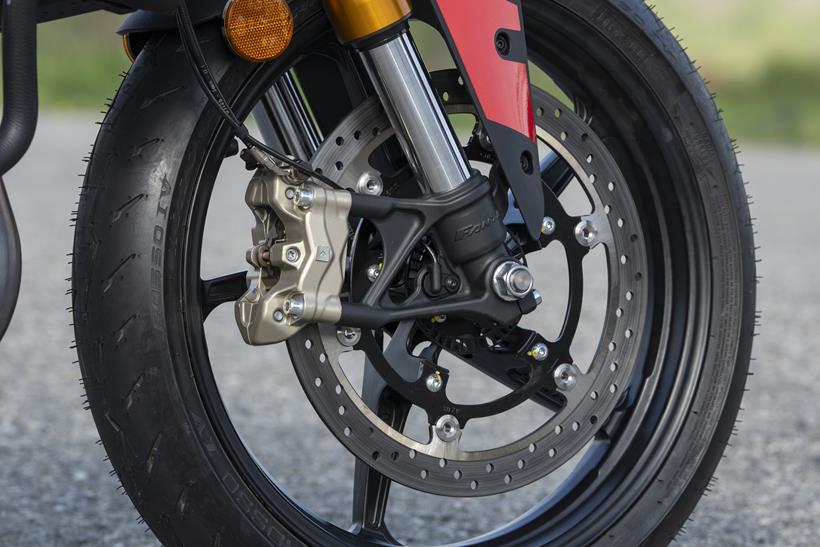 2026-on Fantic Stealth 500, front brake caliper and disc