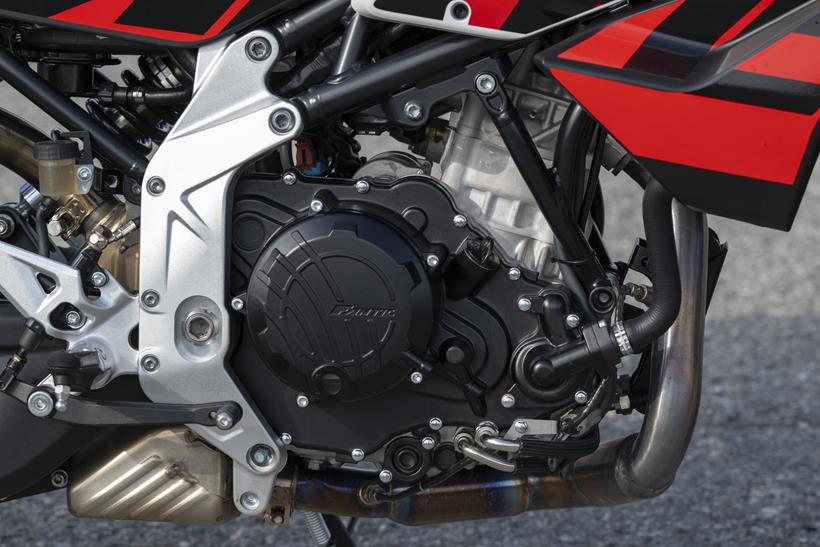 2026-on Fantic Stealth 500, close up of single cylinder engine