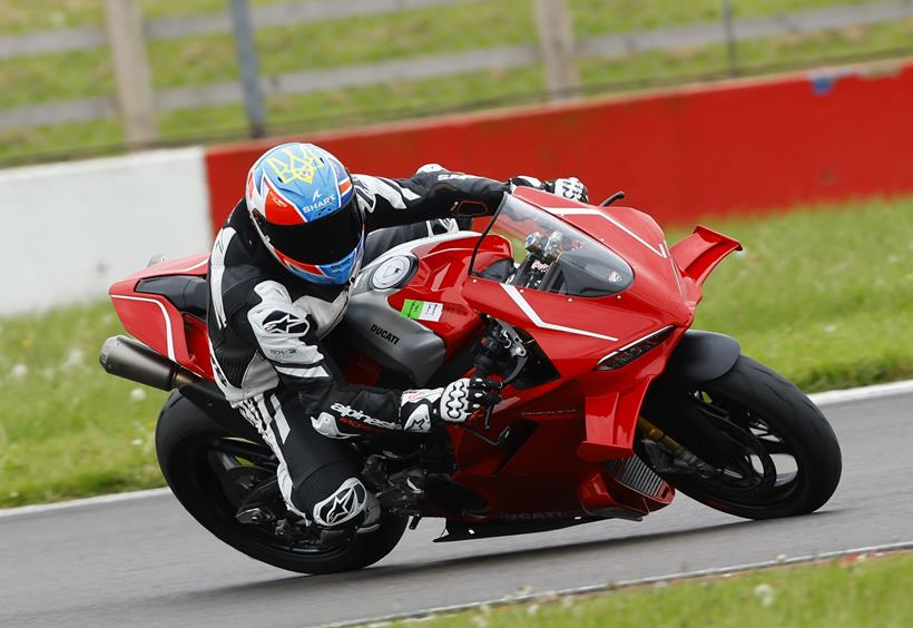 2026-on Ducati Panigale V4 R, braking on corner entry
