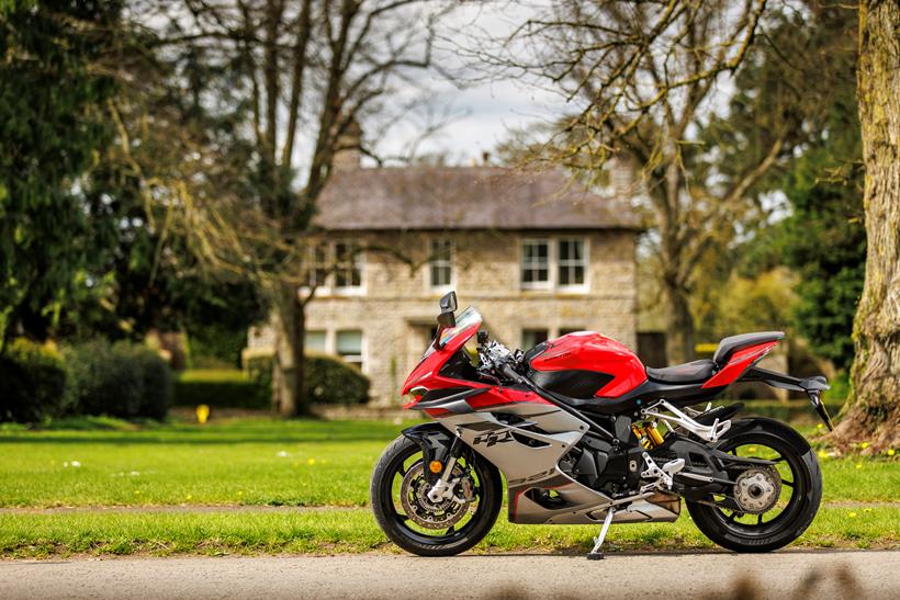 2026-on QJMotor SRK 921 RR static right hand side shot