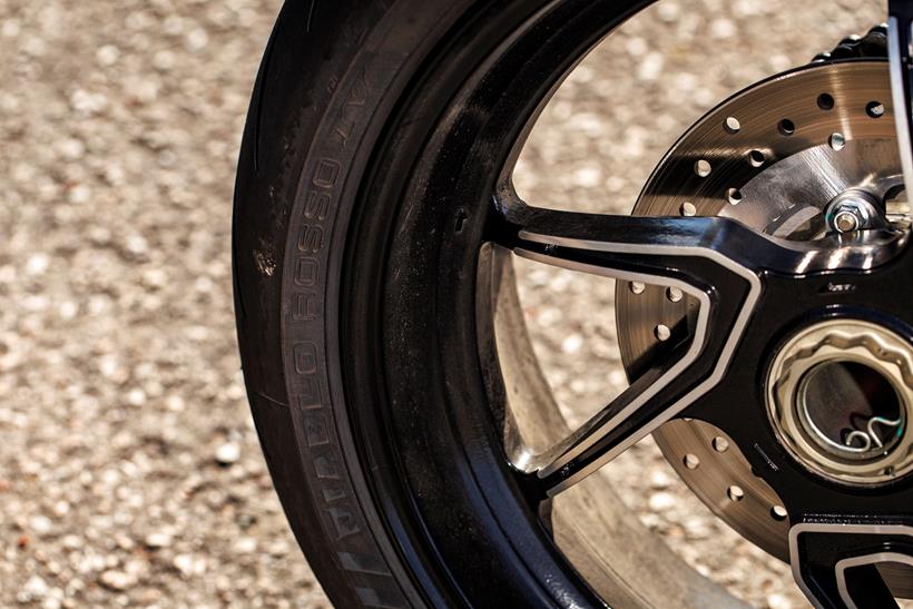 2026-on QJMotor SRK 921 RR tyre pic