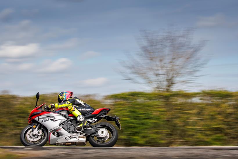2026-on QJMotor SRK 921 RR flying by the camera