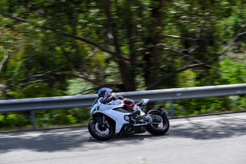 2026-on Norton Manx R Signature of on a ride round the mountain side