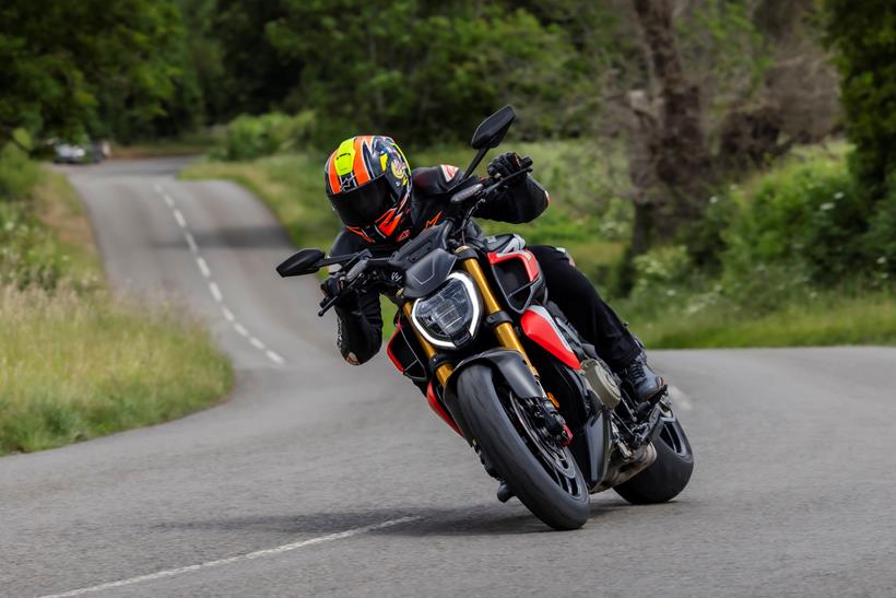 2026-on Ducati Diavel V4 RS leaning into a corner