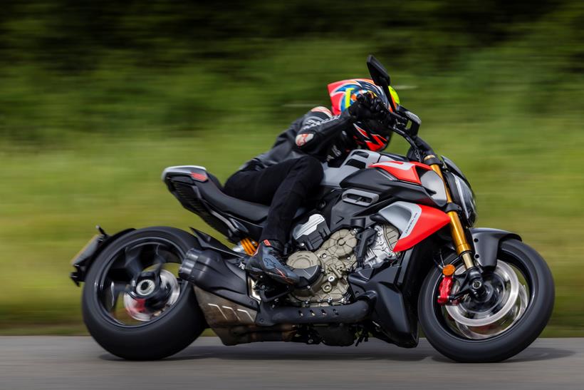 2026-on Ducati Diavel V4 RS flying past