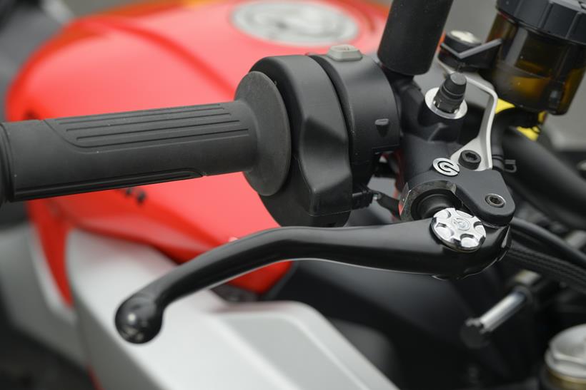 2025-on QJMotor SRK900, front brake master cylinder