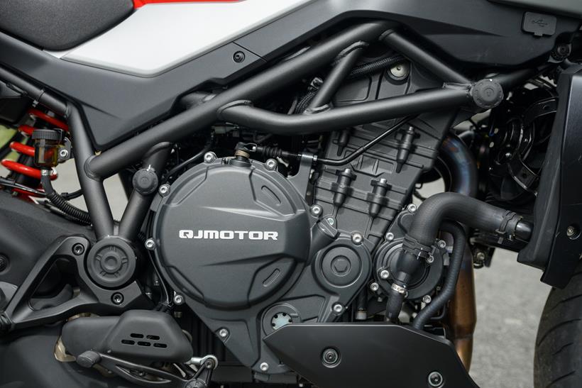 2025-on QJMotor SRK900, close up of engine