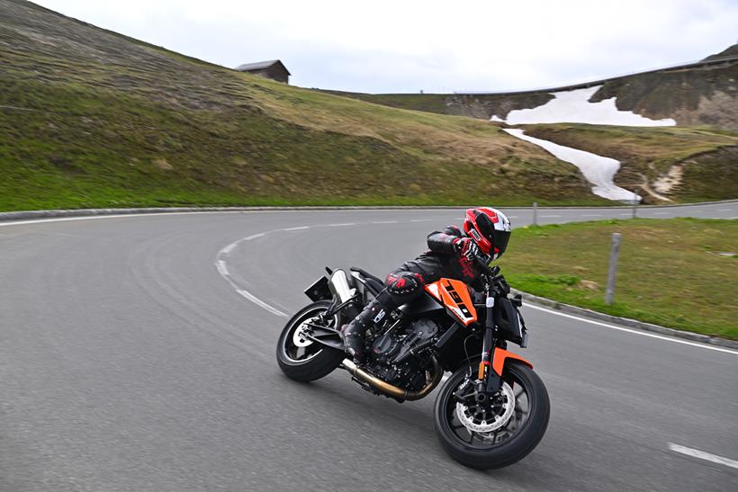 2027-on KTM 790 cornering