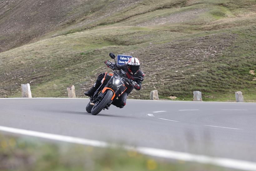 2027-on KTM 790 cornering