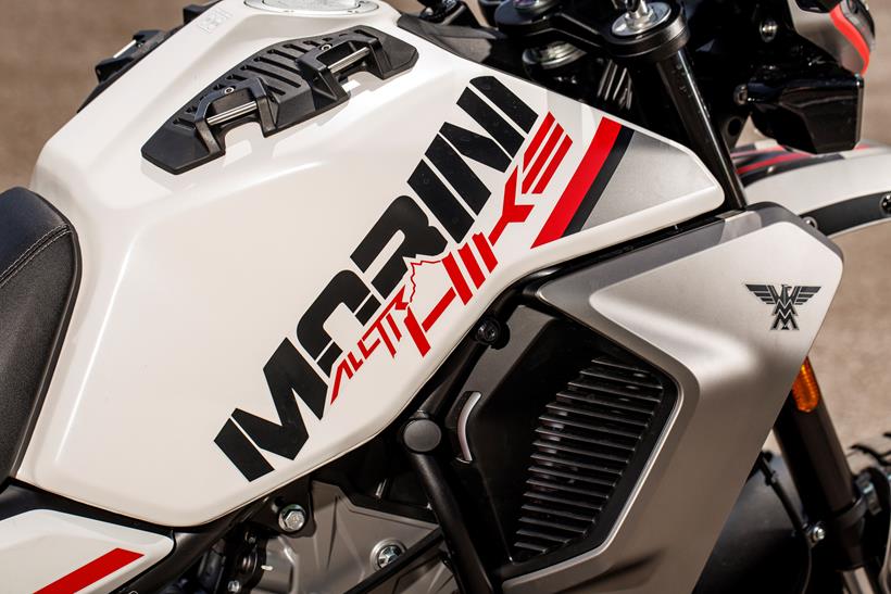 2026-on Moto Morini ALLTRHIKE 450 tank decal details