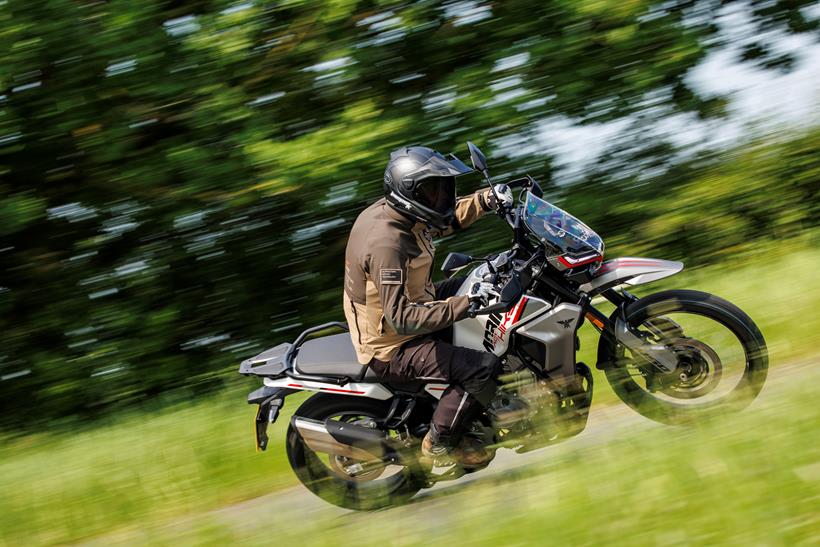 2026-on Moto Morini ALLTRHIKE 450 leaning into a bend