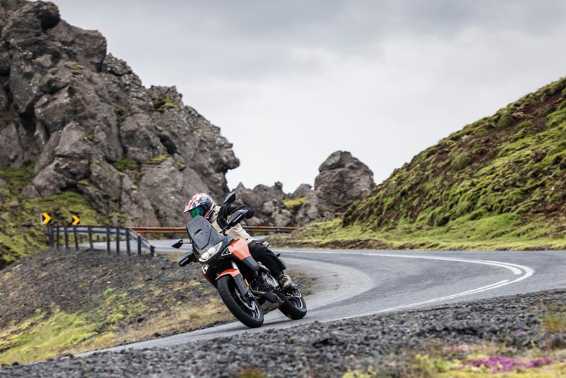 2027-on Norton Atlas Apex on sweeping bends