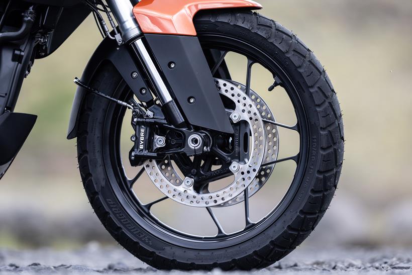 2027-on Norton Atlas Apex front wheel and brake set up
